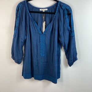 NWT Solitaire L Blue Embroidered Peasant Tunic Top